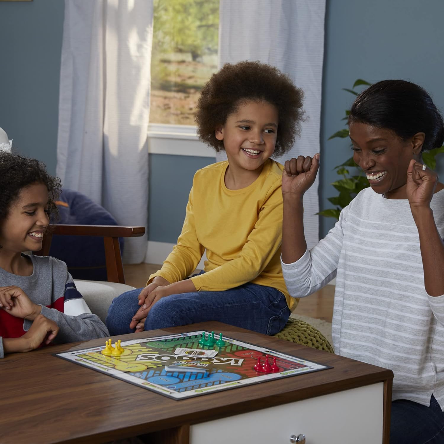 Sorry! Board Game for Kids Ages 6 and Up; Classic Hasbro Board Game; Each Player Gets 4 Pawns; Family Game - Image 8
